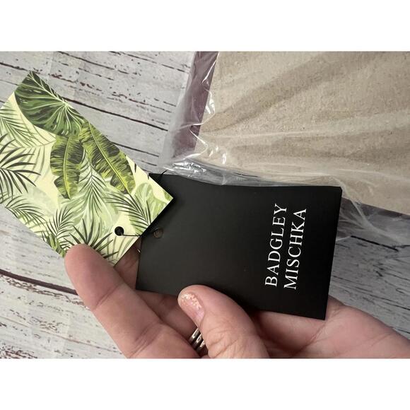 NWT Badgley Mischka Red Leather Crossbody Bag - Picture 6 of 7